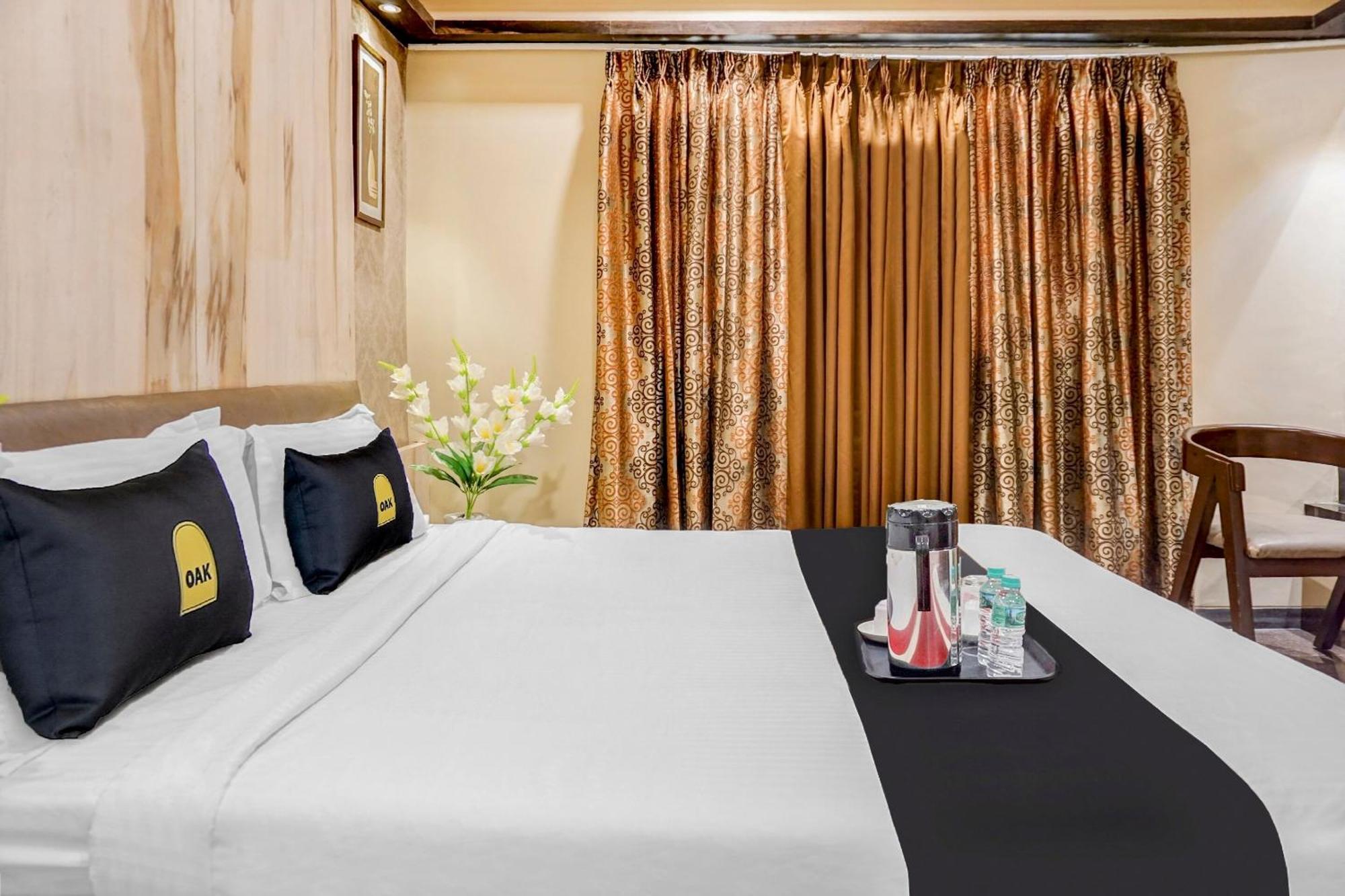 Hotel Hight Krone A Family Hotel Near Igi Airport Delhi New Delhi Exterior photo