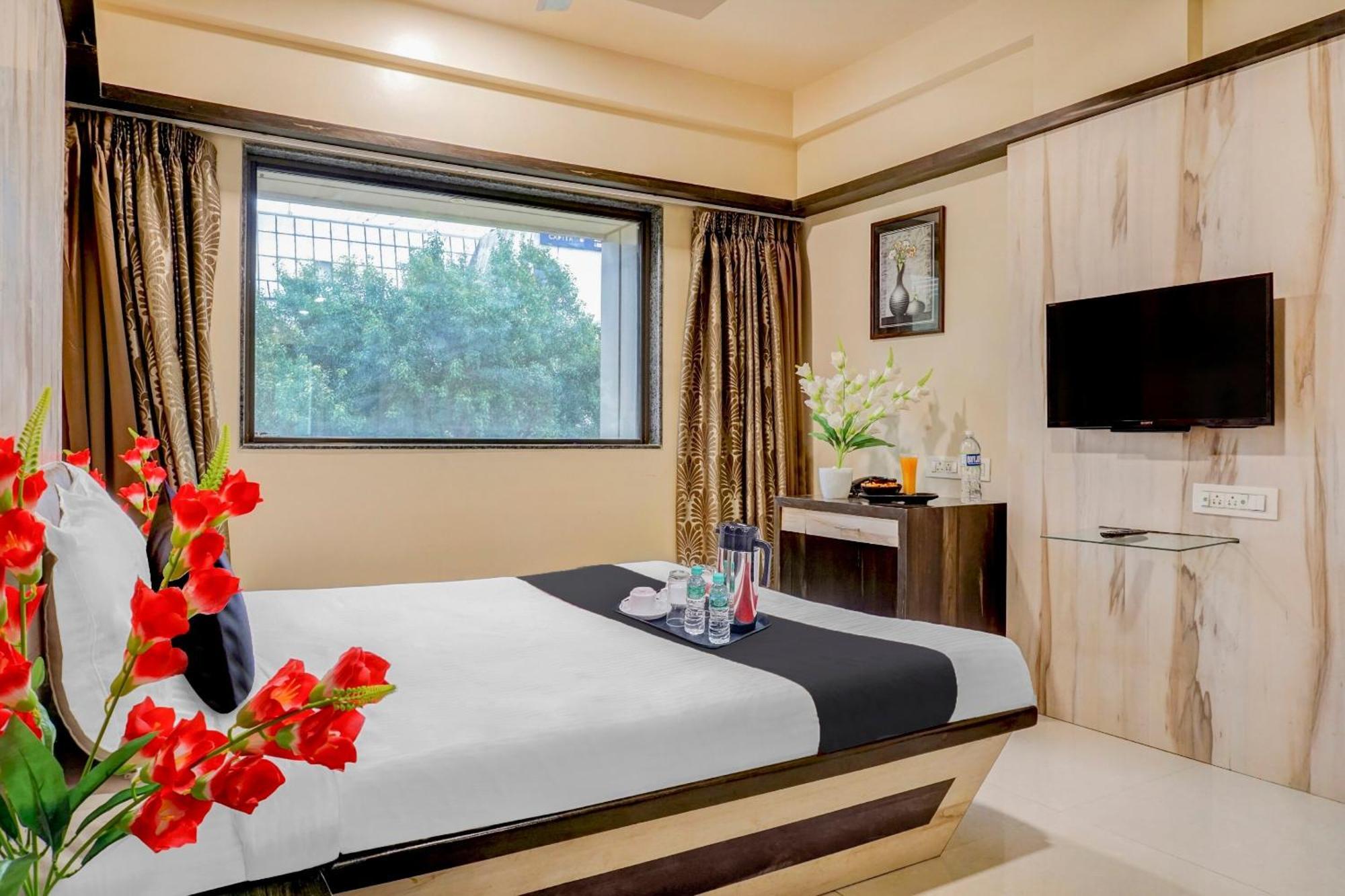 Hotel Hight Krone A Family Hotel Near Igi Airport Delhi New Delhi Exterior photo